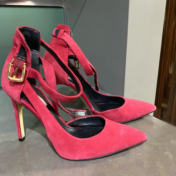 Guess pump - Picture 1 of 4